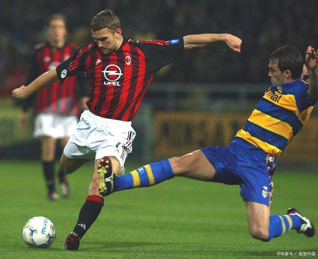 佛罗伦萨客场表现出色，斩获关键三分的简单介绍